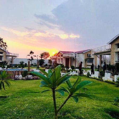 Royal Karhandla Resort Umred Exterior photo
