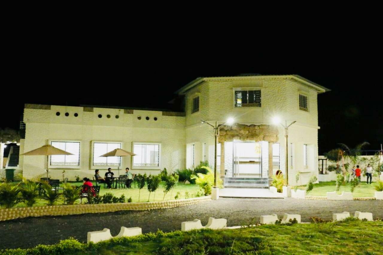 Royal Karhandla Resort Umred Exterior photo