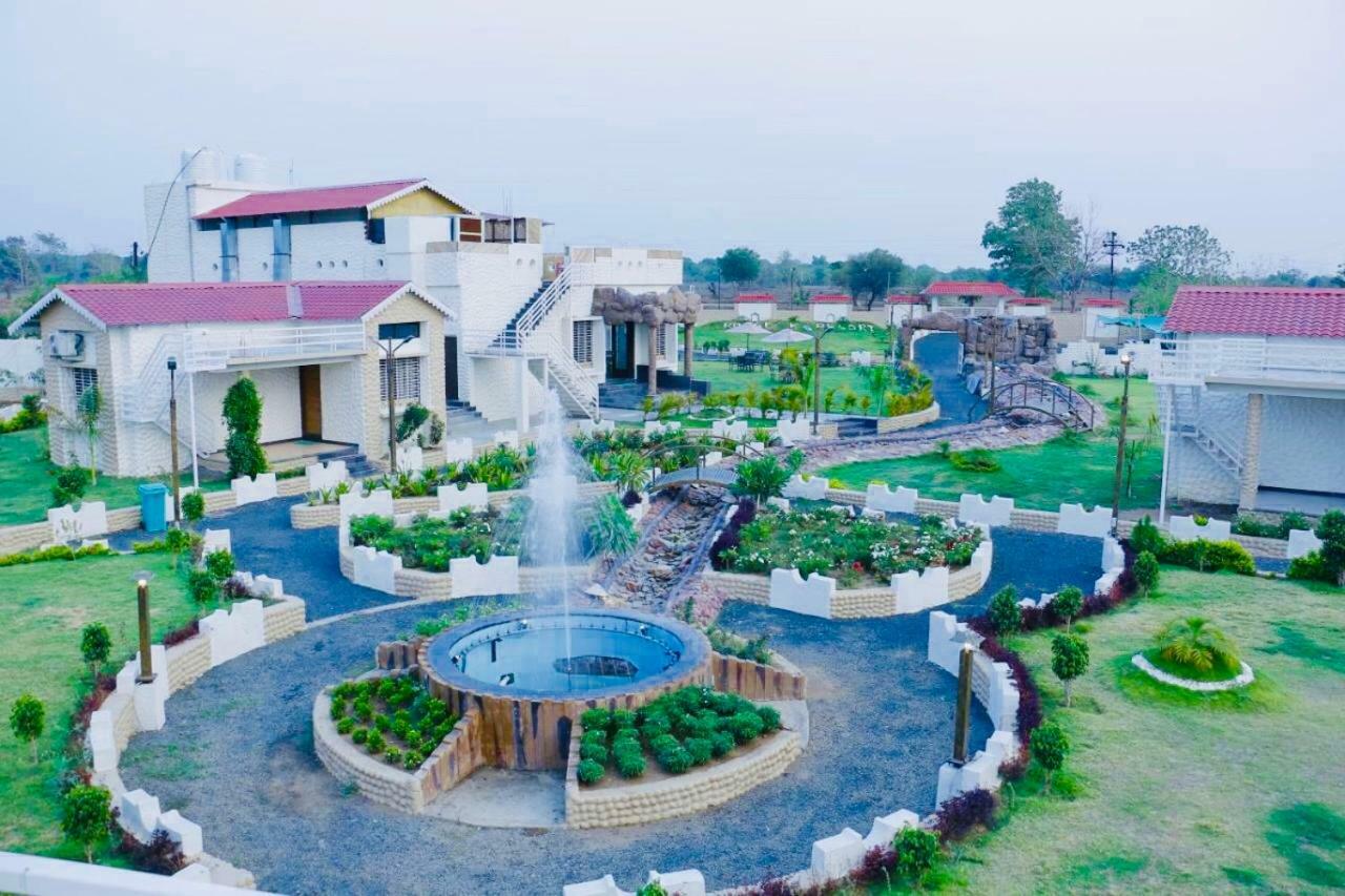 Royal Karhandla Resort Umred Exterior photo